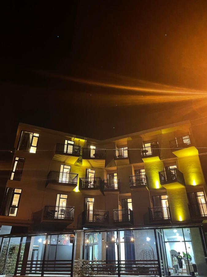 New House Kobuleti 2 Hotel Bagian luar foto