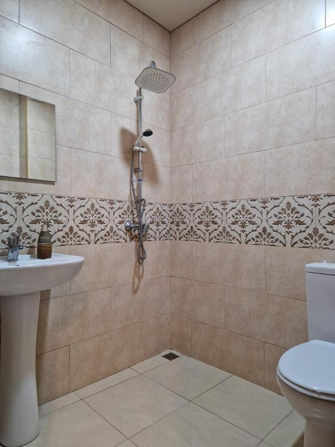 New House Kobuleti 2 Hotel Bagian luar foto