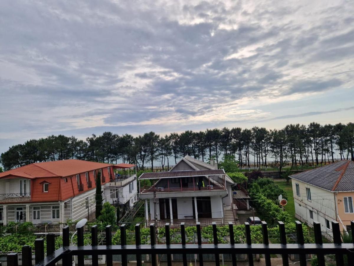 New House Kobuleti 2 Hotel Bagian luar foto