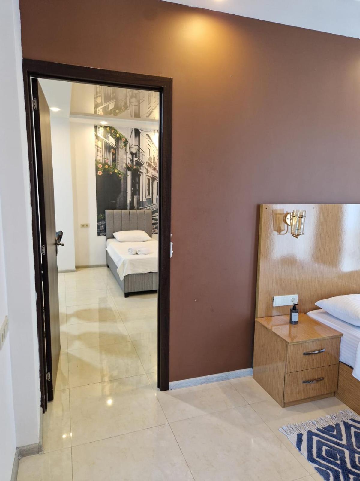 New House Kobuleti 2 Hotel Bagian luar foto